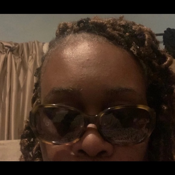Coach sunglasses- brown main image 6